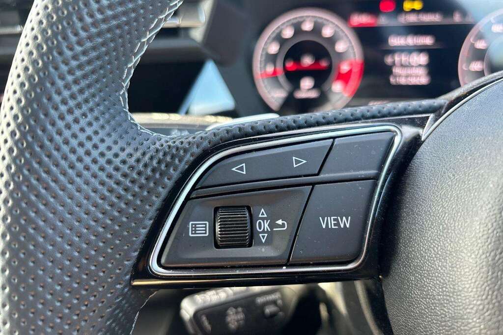 Audi A3 1.5 Tfsi 150 Black Edition S Tronic 2025 Grey #16