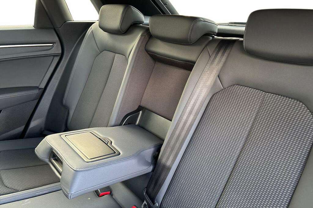 Audi Q3 35 Tdi Sport S Tronic White #22