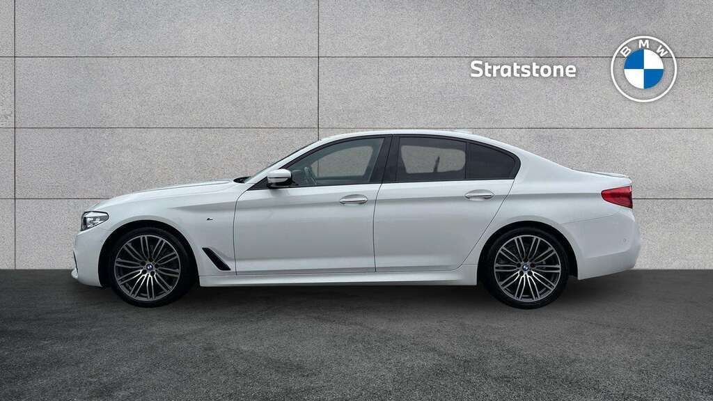 BMW 5 Series 520D M Sport 2019 White #4