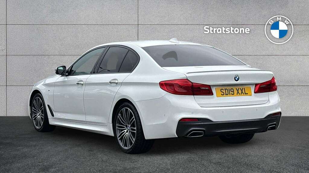 BMW 5 Series 520D M Sport 2019 White #2