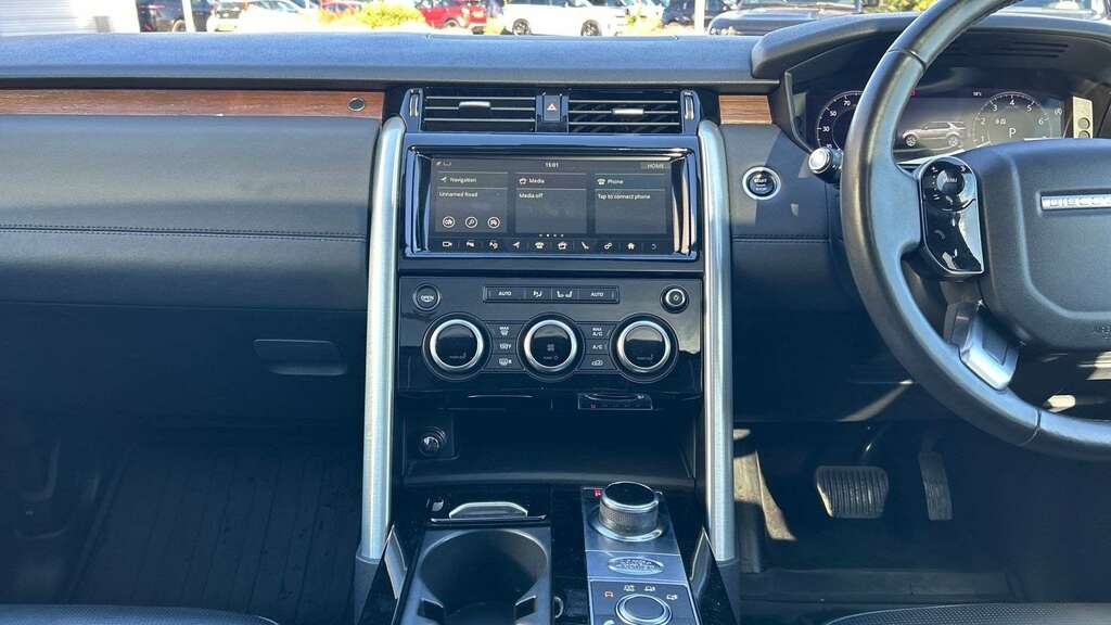 Land Rover Discovery Landmark Edition Black #14