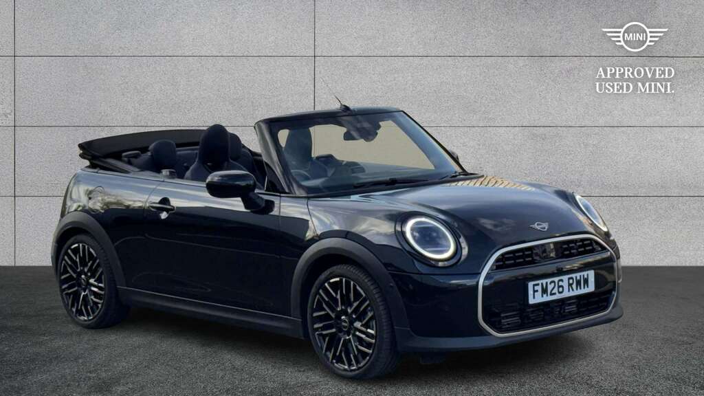 Mini Hatch 2.0 C Exclusive 2026 Black