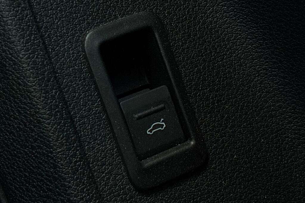 Audi Q3 1.5 E-hybrid S Line S Tronic 2025 Black #26