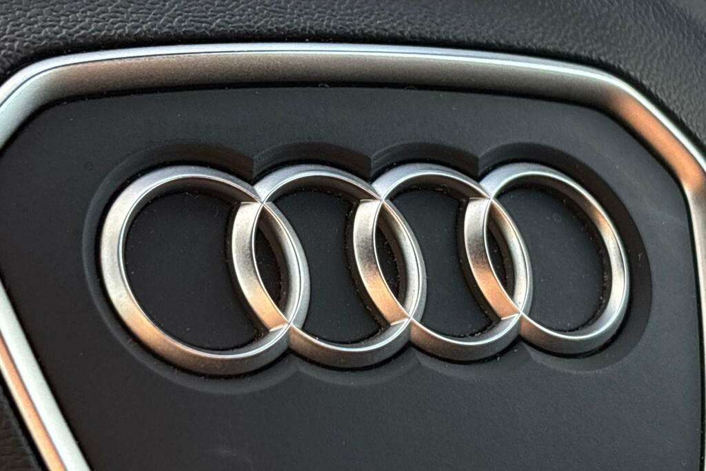 Audi Q3 1.5 E-hybrid S Line S Tronic 2025 Black #12