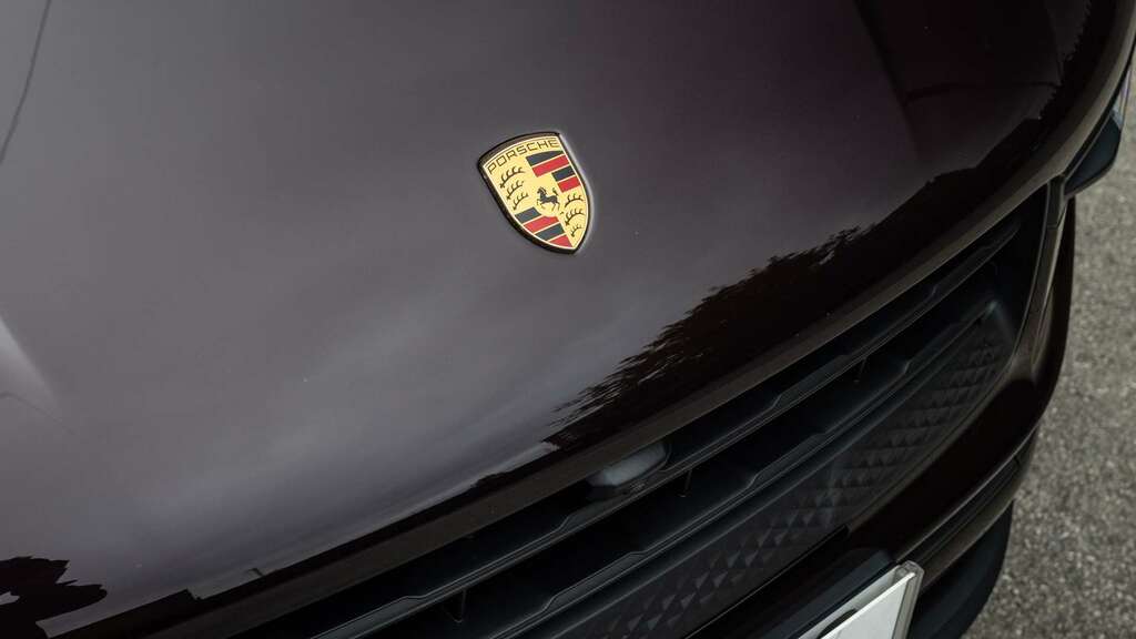 Porsche Macan Suv White #34