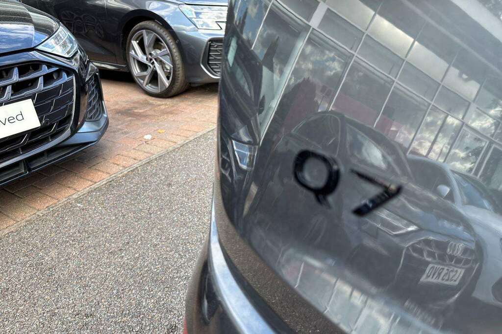 Audi Q7 3.0 Tdi V6 Black Edition Suv Tiptronic Grey #12