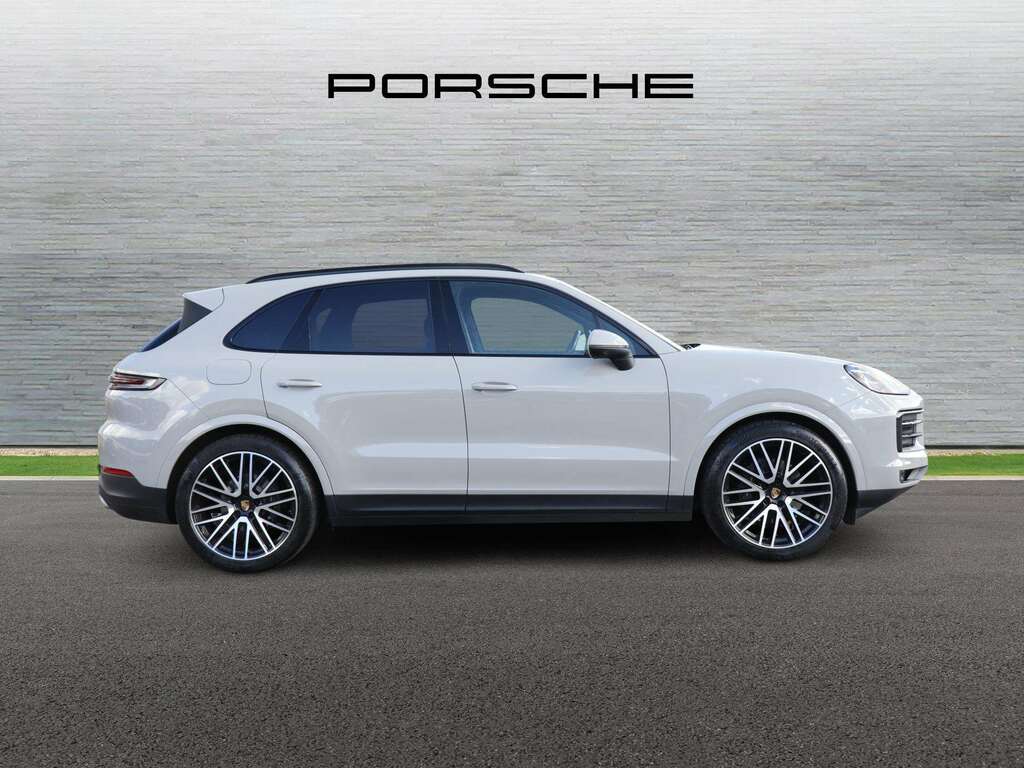 Porsche Cayenne Gts Tiptronic S 5 Seat Red #2