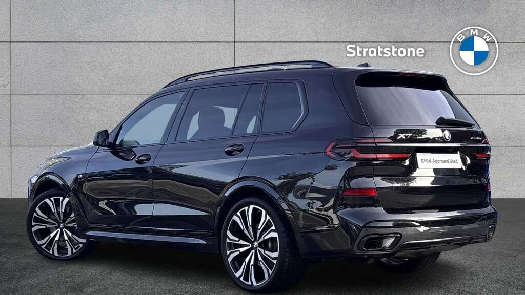 BMW X7 Xdrive40d Mht M Sport Step 2025 Black #2