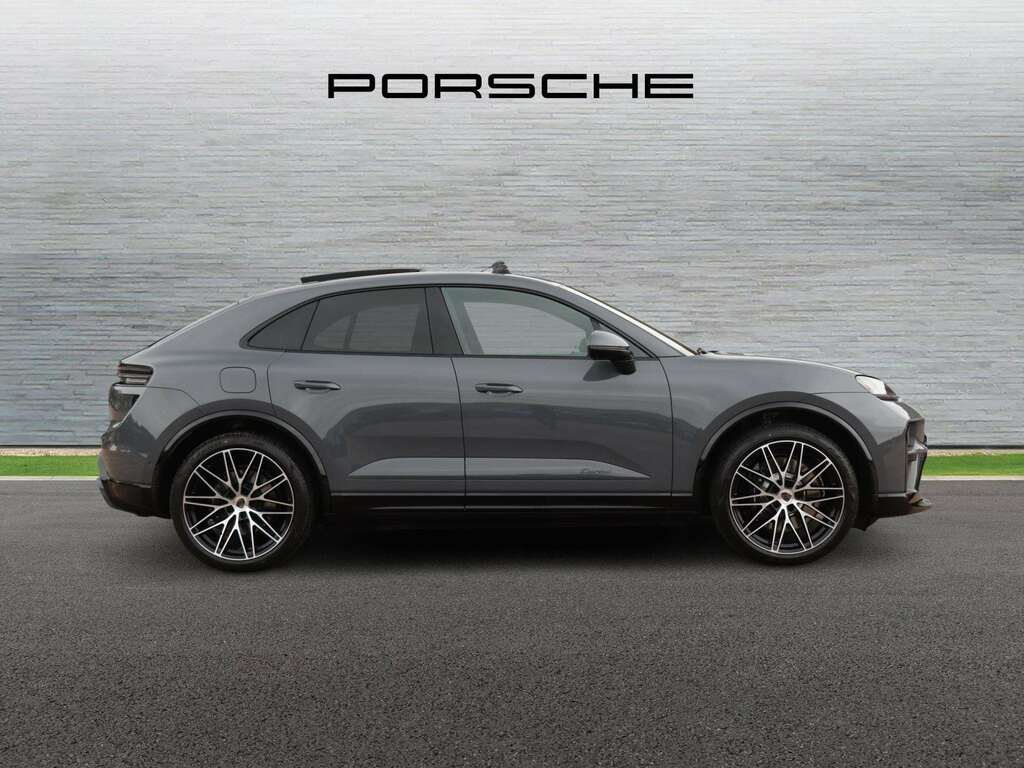 Porsche Macan Turbo 2026 Grey #2