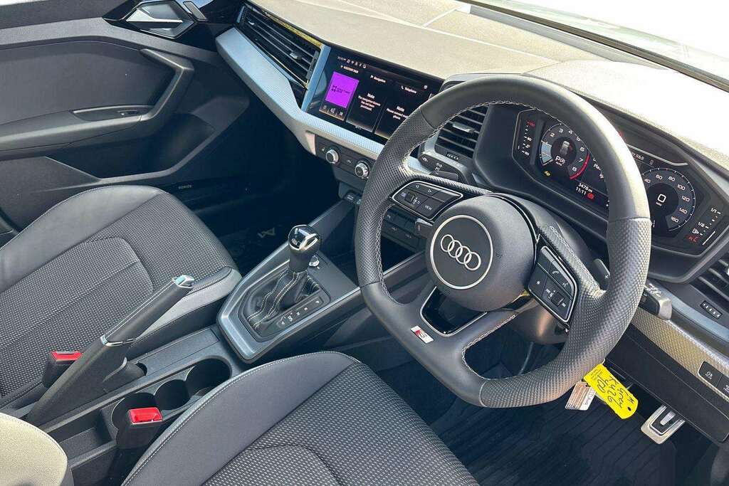 Audi A1 30 Tfsi Black Edition S Tronic 2026  #6