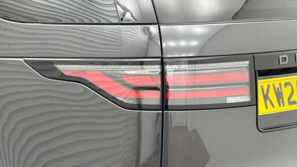 Land Rover Discovery 3.0 D350 Tempest 2025 Grey #19