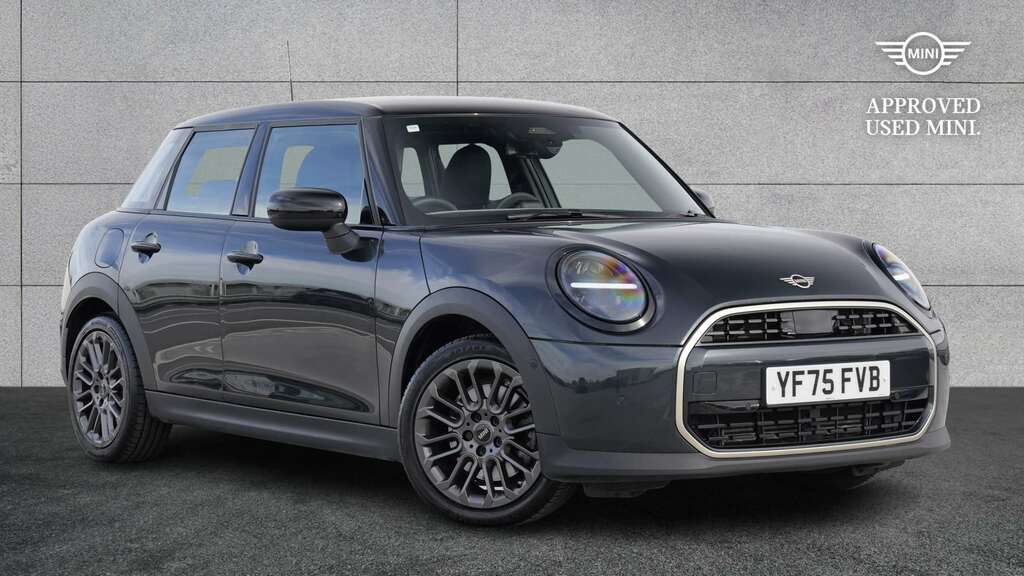 Mini Hatch 1.5 C Exclusive 2025 Grey