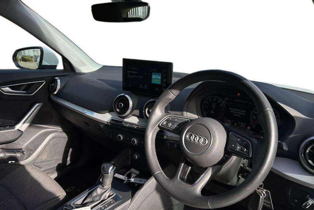 Audi Q2 35 Tfsi Sport S Tronic 2026 White #6