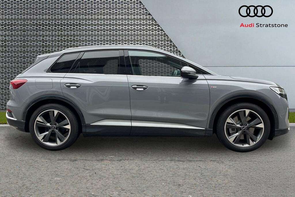 Audi Q4 E Tron 210Kw 45 82Kwh S Line Leather 2026 Grey #4