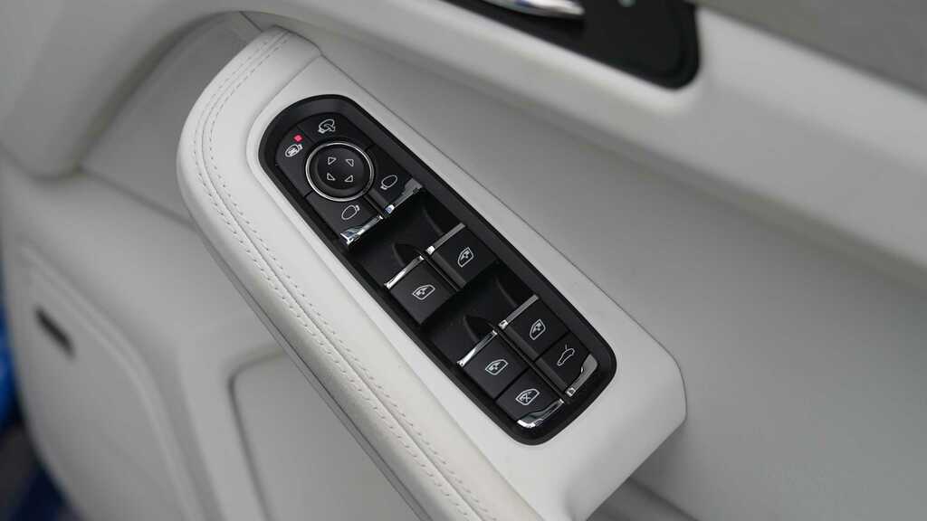 Porsche Macan 3L S Black #17