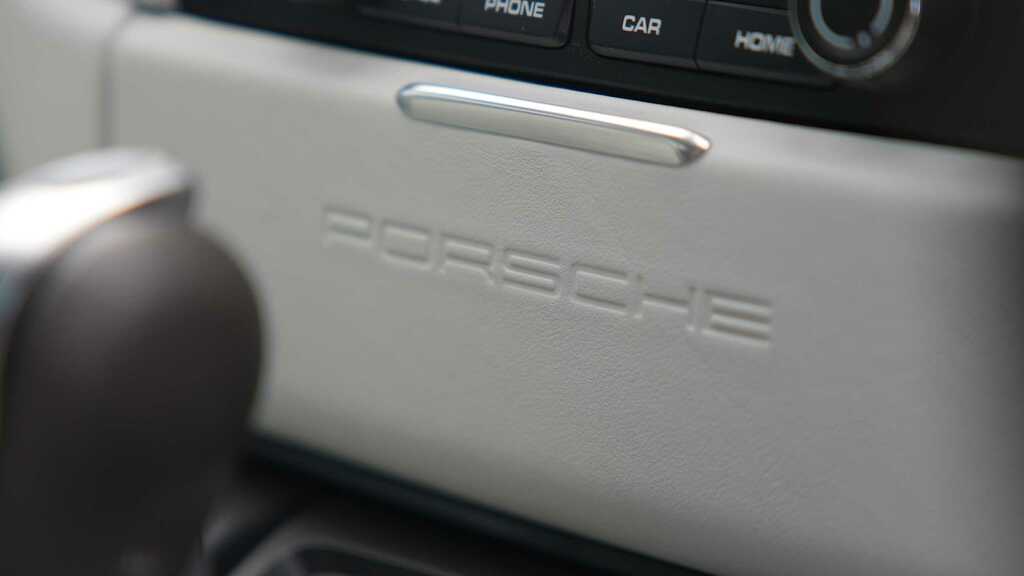 Porsche Macan 3L S Black #23