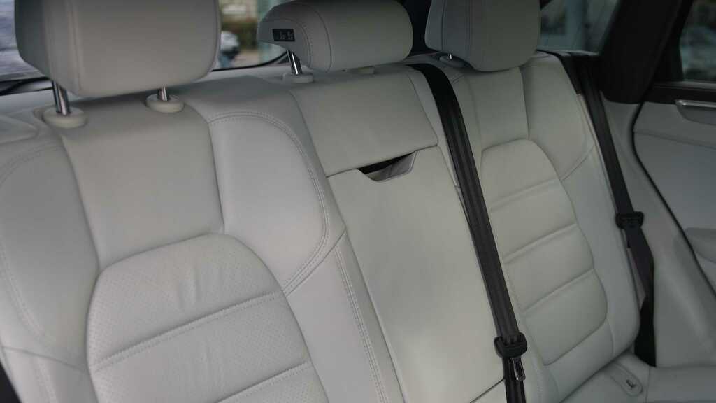 Porsche Macan 3L S Black #29