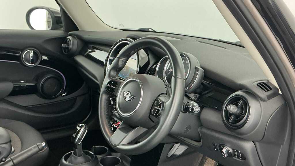 Mini Hatch 1.5 Cooper Classic 2022 Grey #6
