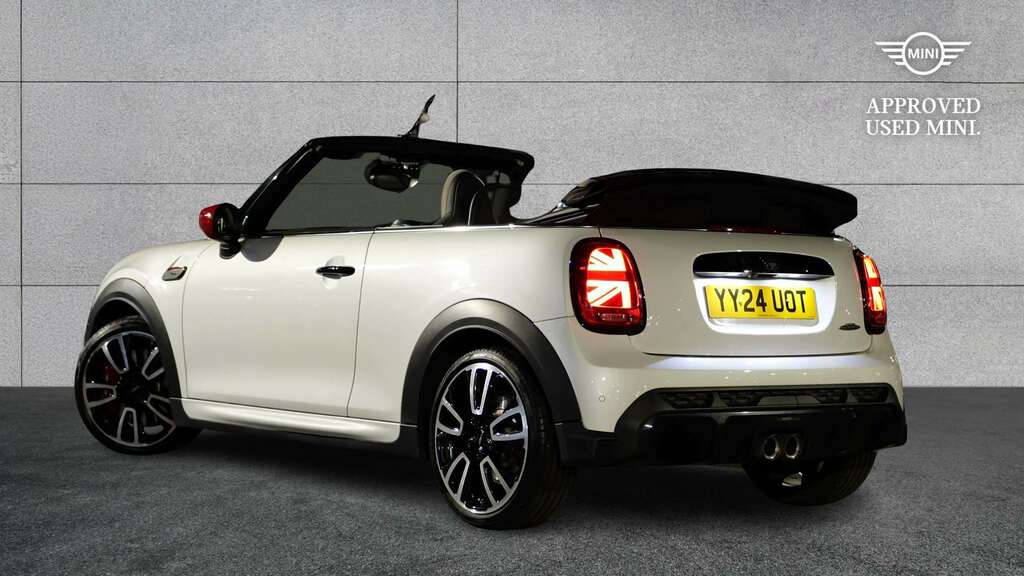 Mini Convertible 2.0 John Cooper Works Premium Plus 2024 White #2