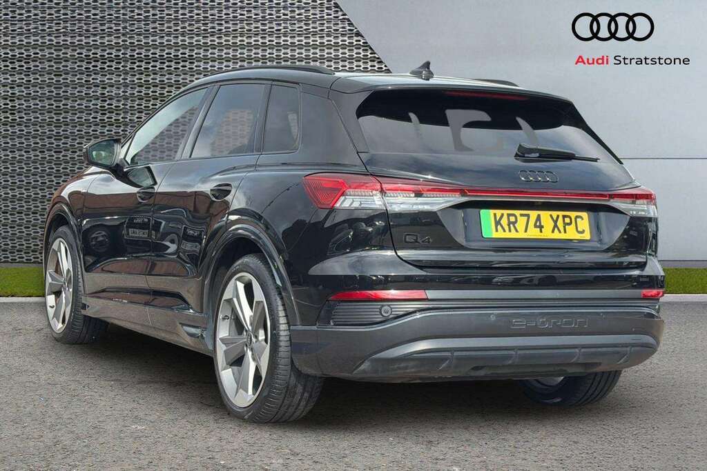 Audi Q4 E Tron 210Kw 45 82Kwh Black Edition 2024 Black #3