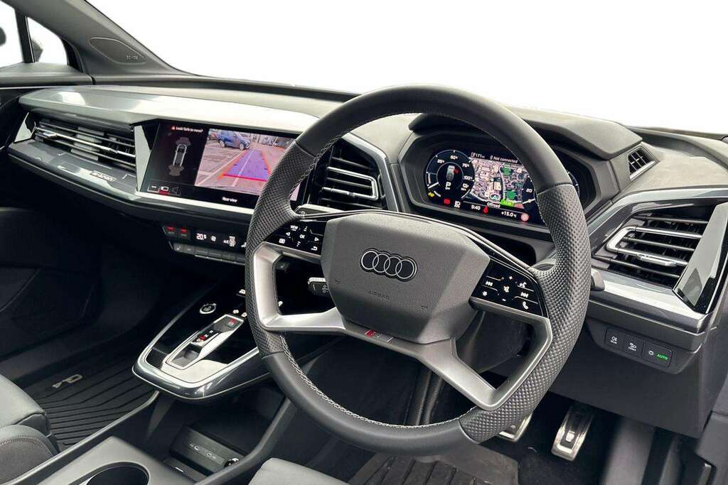 Audi Q4 E Tron 210Kw 45 82Kwh S Line Leather 2026 Black #6