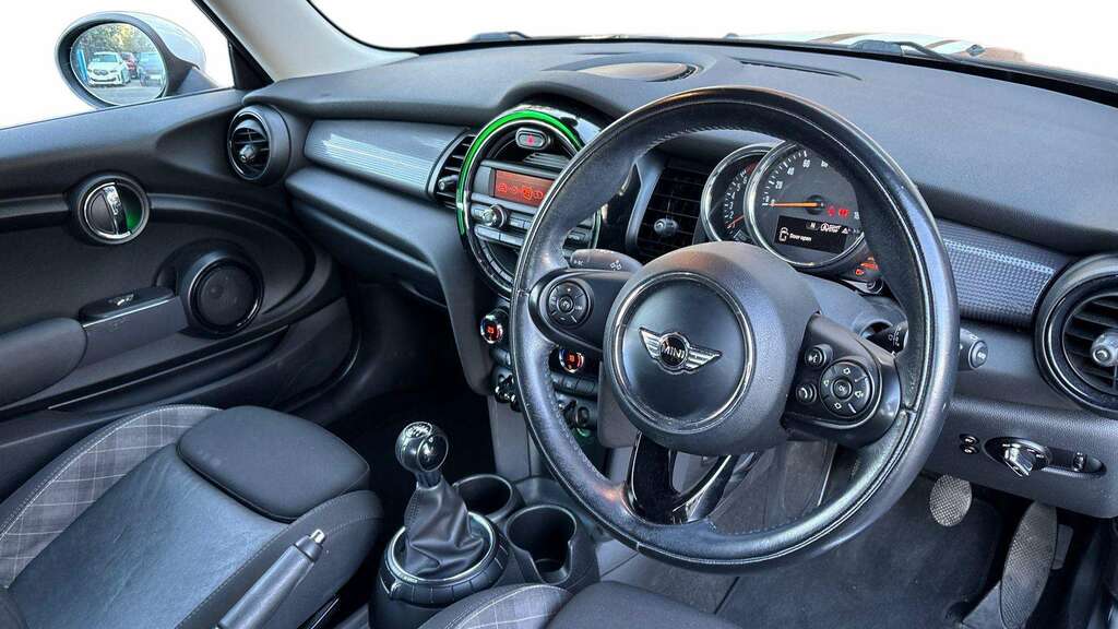 Mini Hatch 1.5L Cooper D Black #7