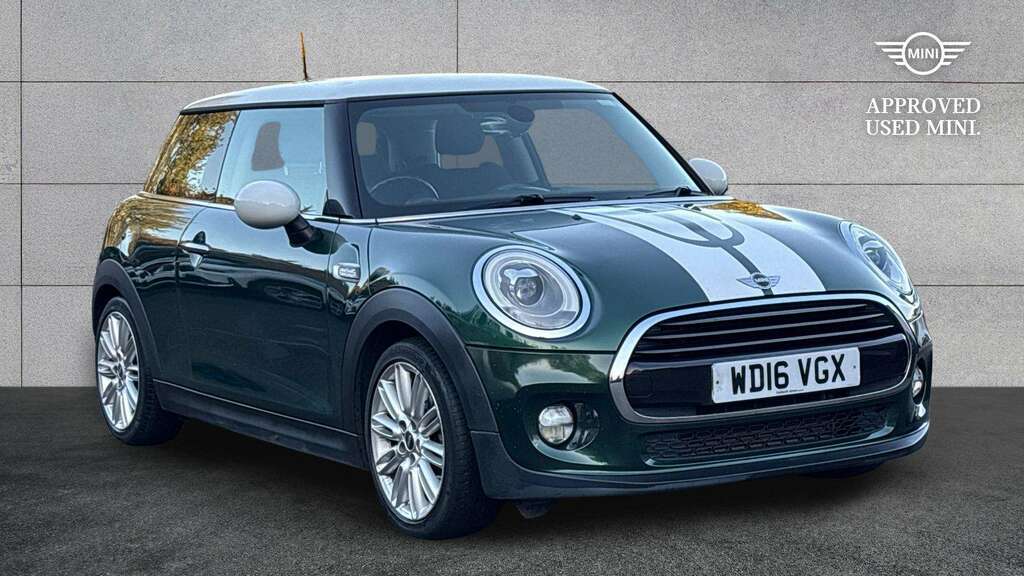 Mini Hatch 1.5L Cooper D Black #1