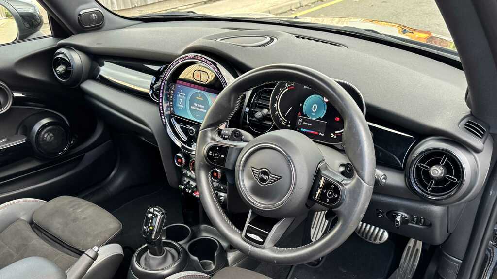 Mini Hatch 2.0 S Sport 2024 Black #4