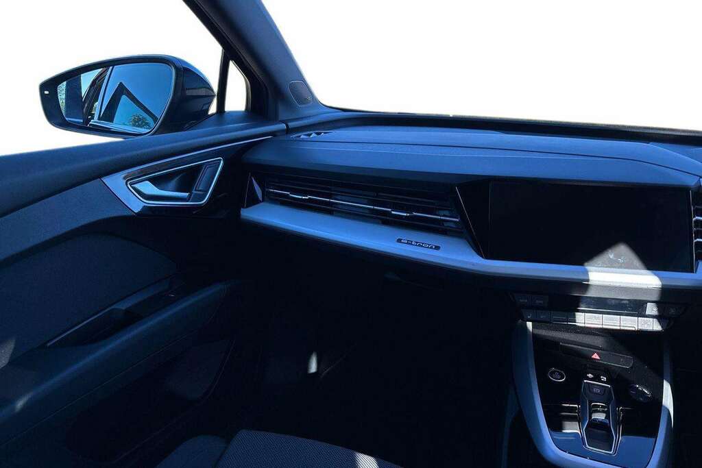 Audi Q4 E Tron 150Kw 40 82Kwh Sport 2023 Grey #19