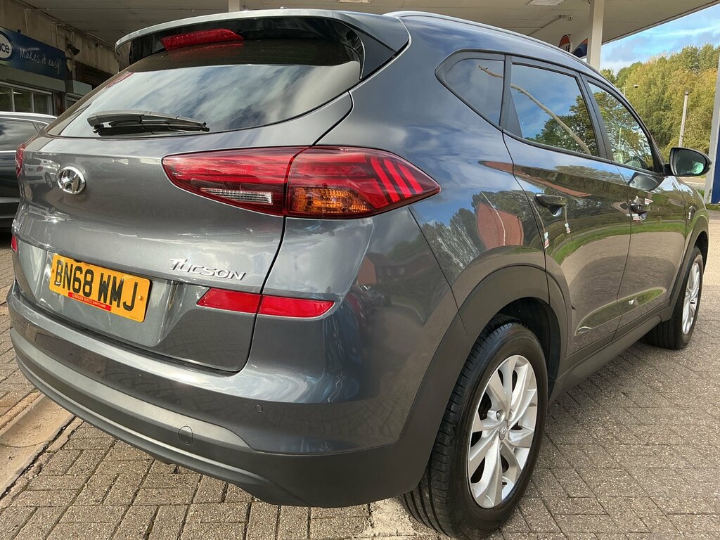 Hyundai Tucson 1.6 Gdi Se Nav Suv Euro 6 Ss Grey #3