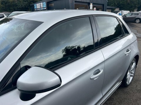 Audi A1 1.6 Tdi Sport Euro 5 Ss White #14