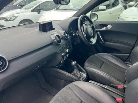 Audi A1 1.6 Tdi Sport Euro 5 Ss White #22
