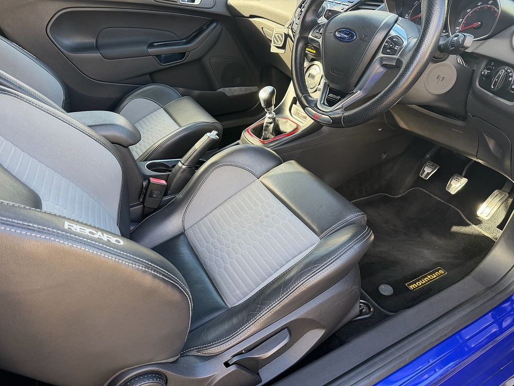 Ford Fiesta Zetec Blue #23