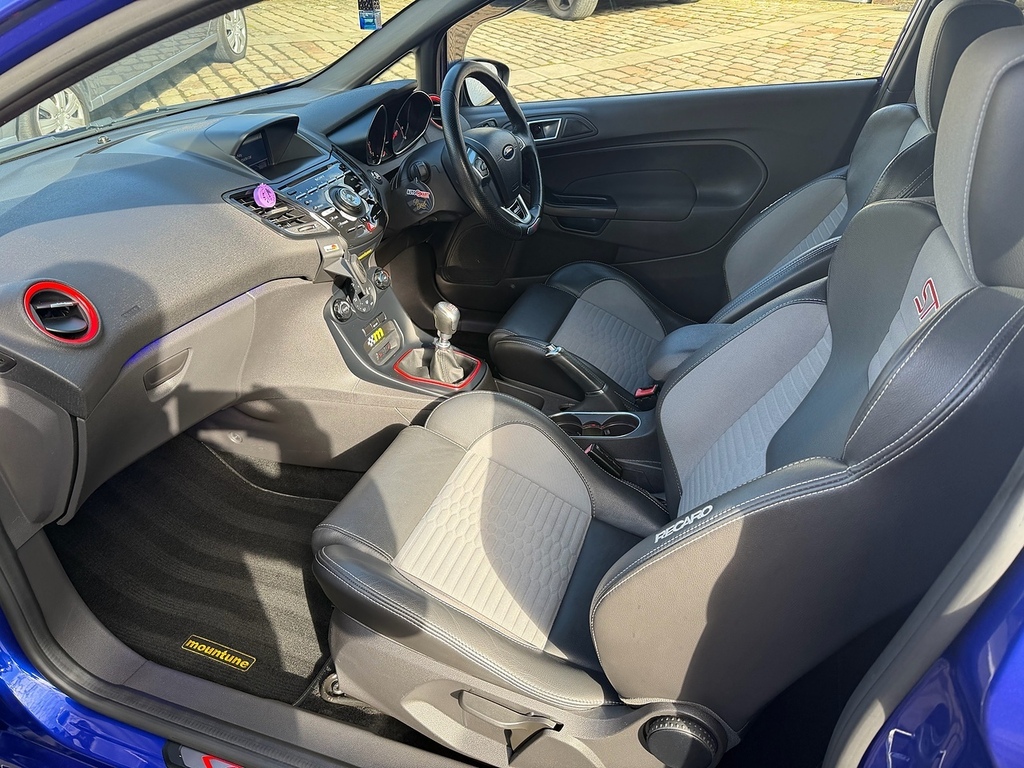 Ford Fiesta Zetec Blue #35
