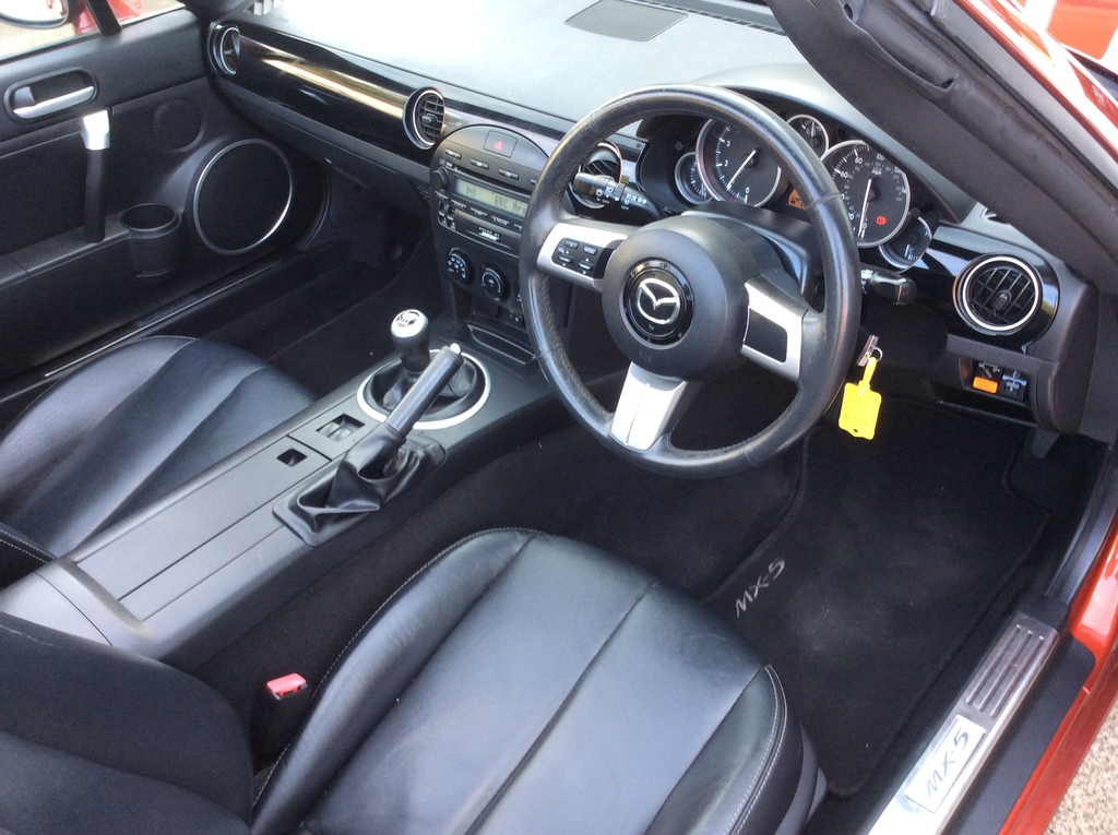 Mazda MX-5 2.0 Sport KB07MKG Red #6