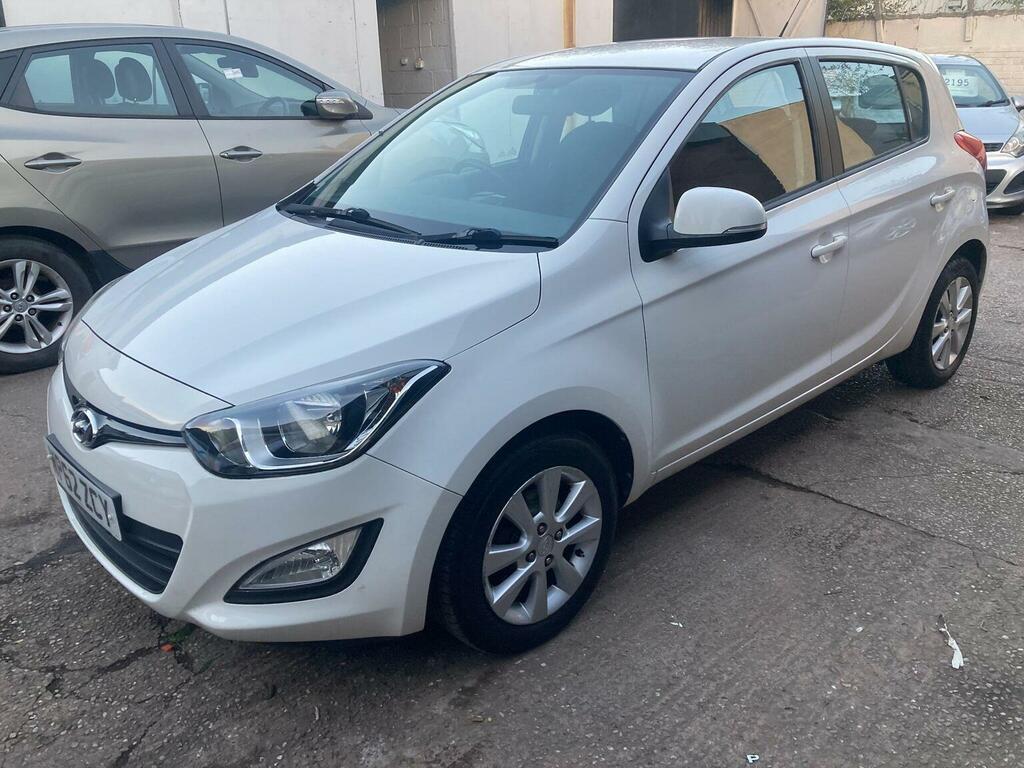 Hyundai I20 1.2 Active Euro 5 White #3