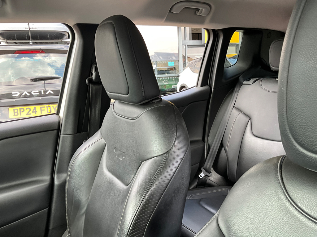 Jeep Renegade 1.6 E-torq Longitude #33