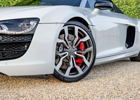 Audi R8 5.2 R8 Spyder White #5