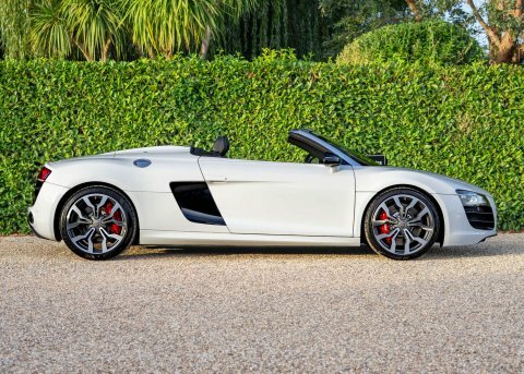 Audi R8 5.2 R8 Spyder White #4