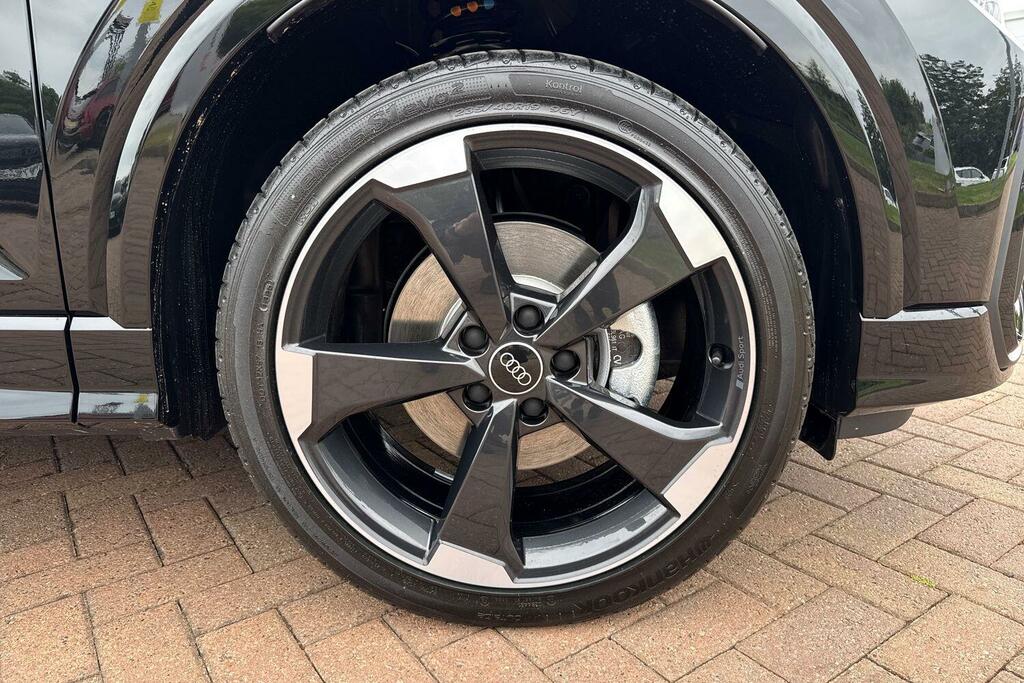 Audi Q2 35 Tfsi Black Edition S Tronic Black #6