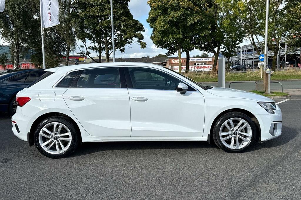 Audi A3 Sport 30 Tdi 116 Ps S Tronic White #3