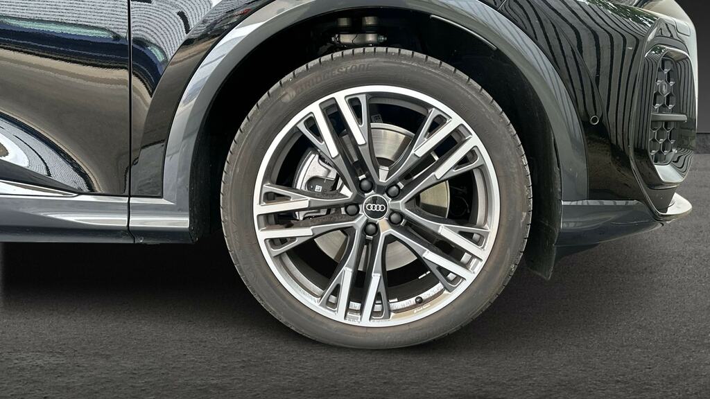 Audi Q5 2.0 Tfsi E Quattro 299 Black Edition S Tronic YJ26GPN Black #5