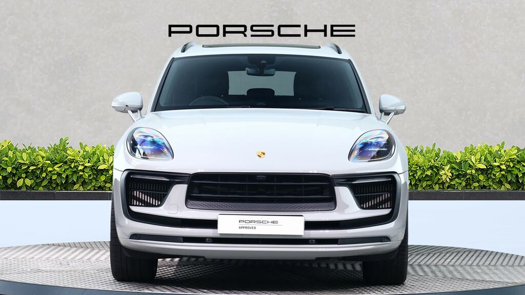 Porsche Macan T Pdk Black #2
