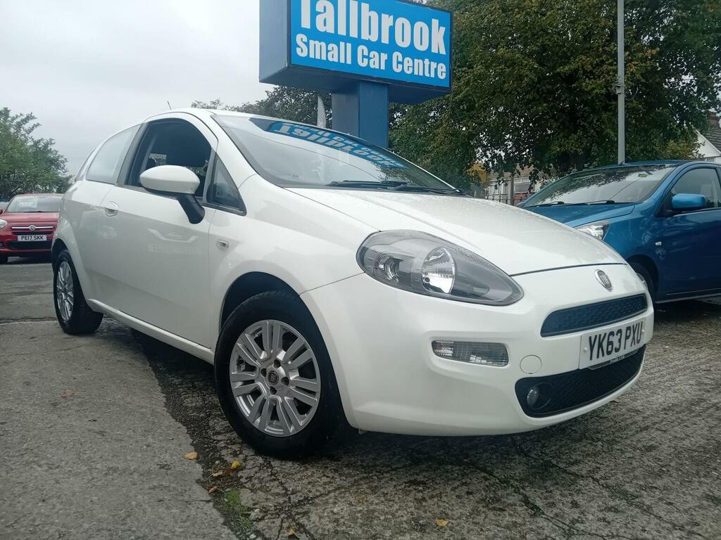 Fiat Punto Hatchback 1.2 Easy Euro 5 201363 White #5