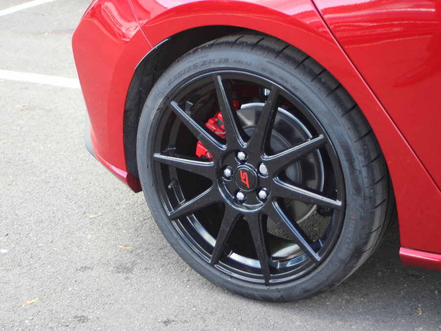 Ford Focus 2.3 Ecoboost St Track Pack Red #6