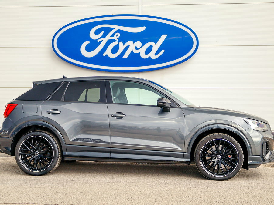 Audi Q2 Sq2 Quattro Black Edition S Tronic Green #2