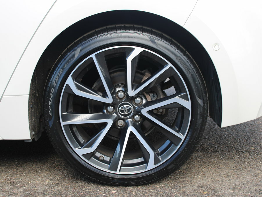 Toyota Corolla Corolla Excel Vvt-i Hev Cvt Silver #20