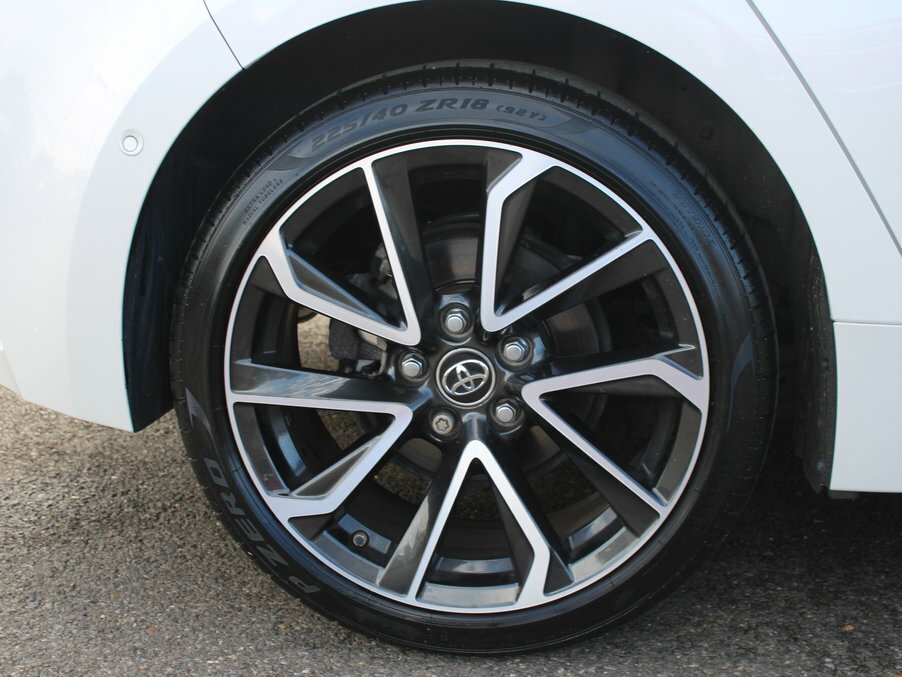 Toyota Corolla Corolla Excel Vvt-i Hev Cvt Silver #17