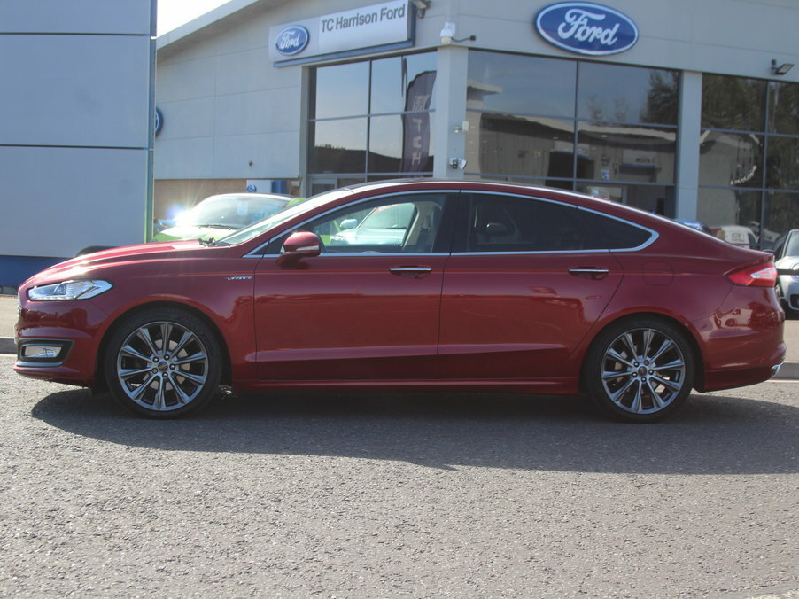 Ford Mondeo Tdci Titanium Hatchback Blue #4