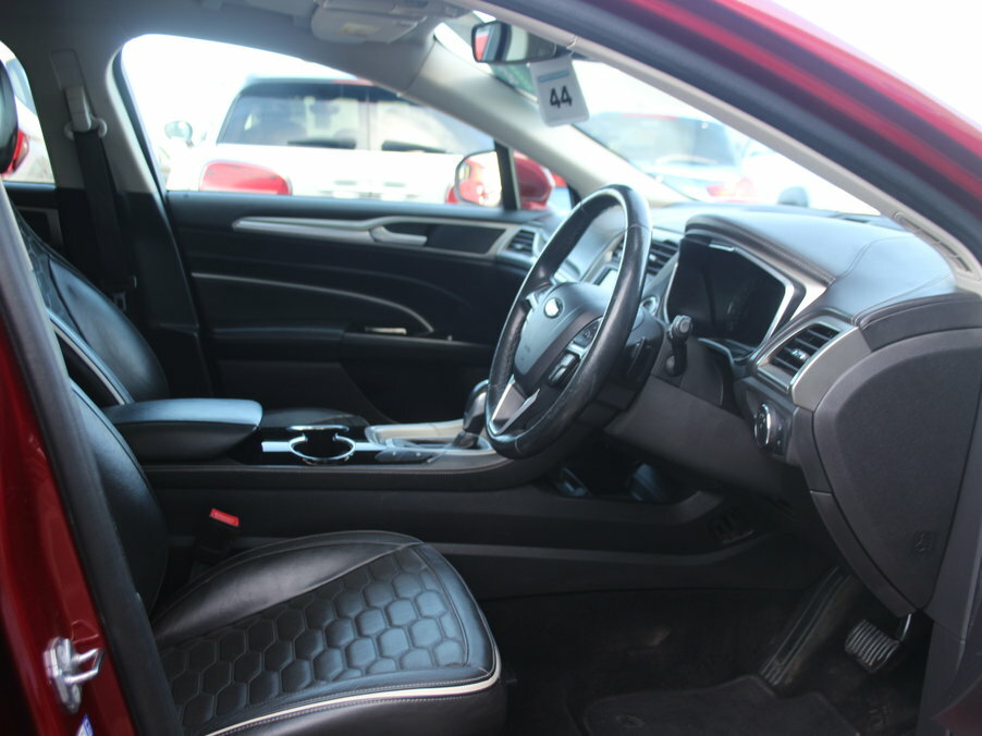 Ford Mondeo Tdci Titanium Hatchback Blue #20